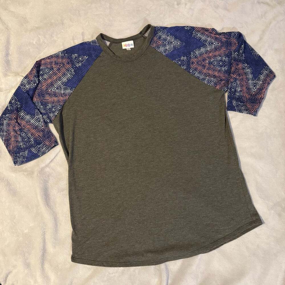 LuLaRoe Randy Gray 3/4 Raglan Sleeve T-Shirt with Blue Patterned Sleeves